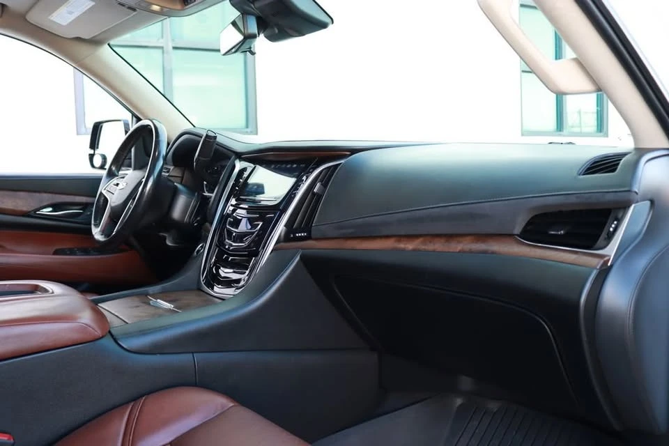 2020 Cadillac Escalade 4th Gen - Image 10 of 20