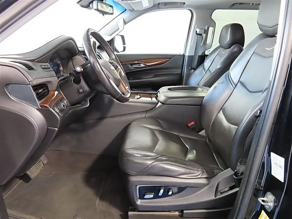 2020 Cadillac Escalade 4th Gen - Image 17 of 20
