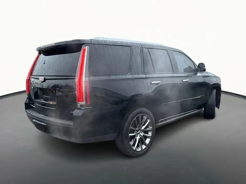 2020 Cadillac Escalade 4th Gen - Image 2 of 7