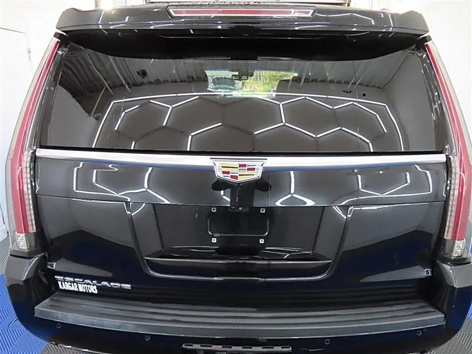 2020 Cadillac Escalade 4th Gen - Image 11 of 20
