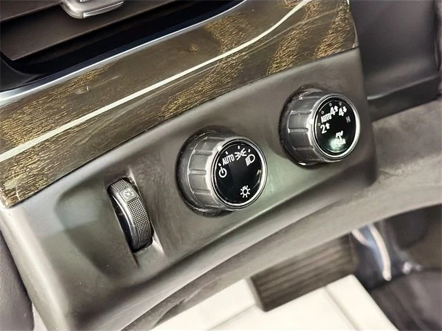 2020 Cadillac Escalade 4th Gen - Image 10 of 20