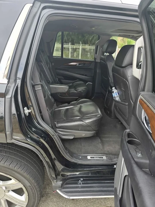 2020 Cadillac Escalade 4th Gen - Image 12 of 19