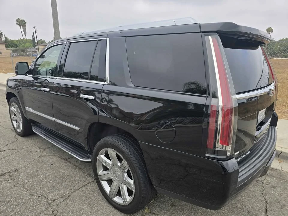 2020 Cadillac Escalade 4th Gen - Image 17 of 19
