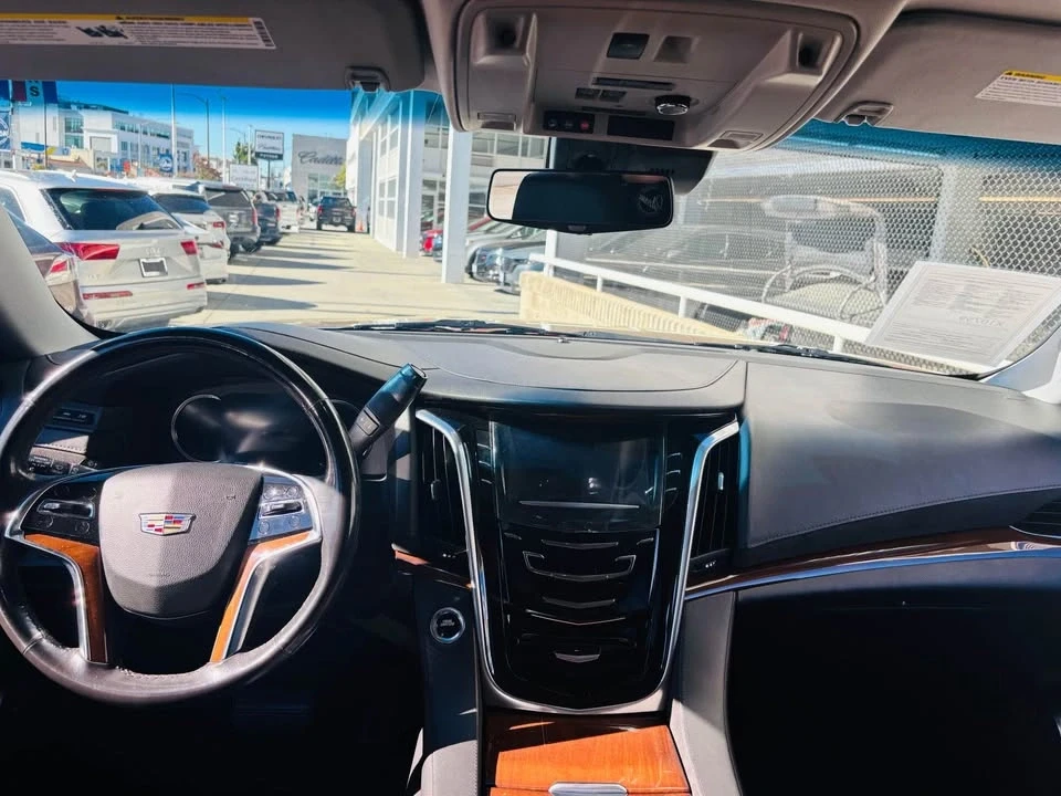 2020 Cadillac Escalade 4th Gen - Image 5 of 9