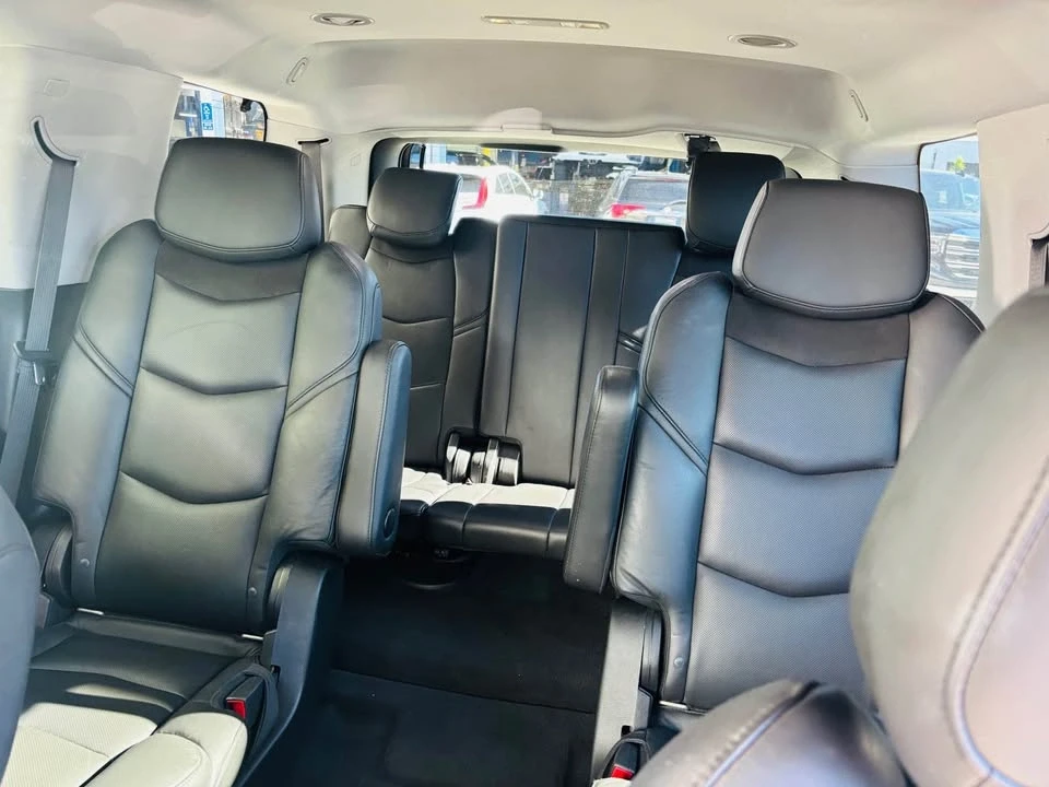 2020 Cadillac Escalade 4th Gen - Image 6 of 9