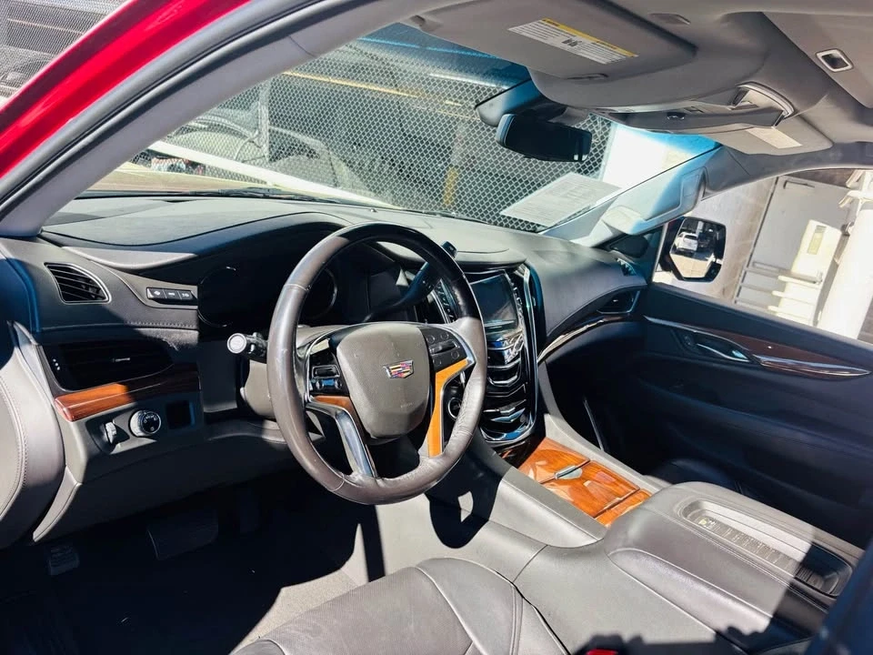2020 Cadillac Escalade 4th Gen - Image 7 of 9