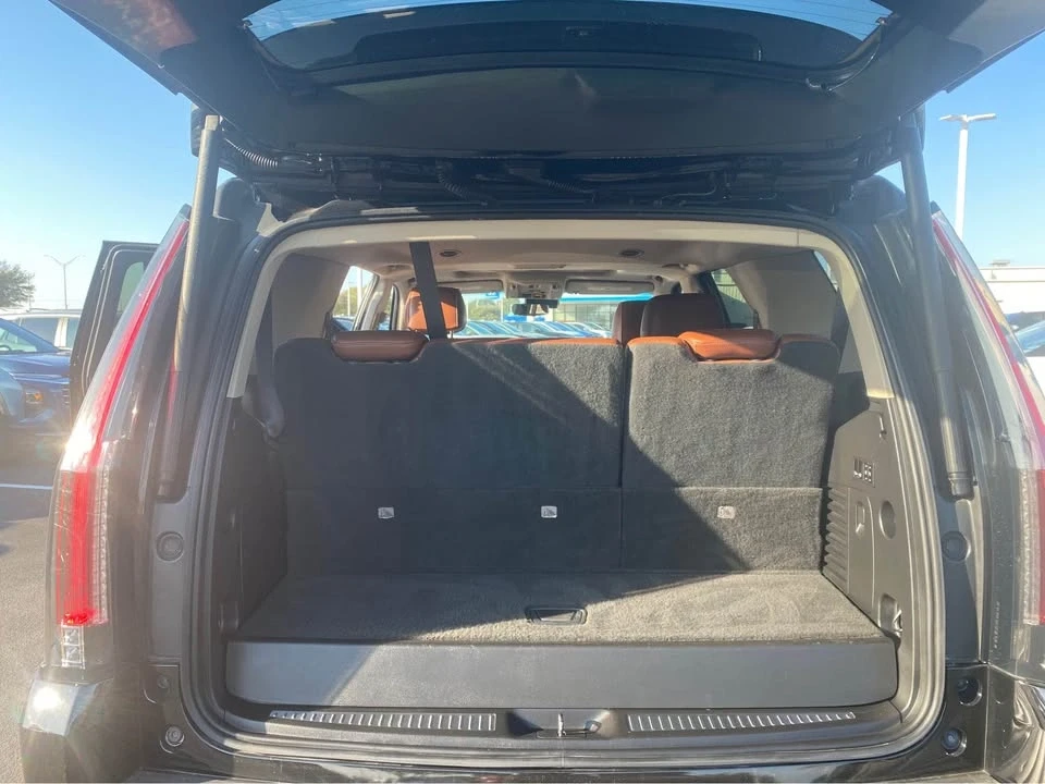 2020 Cadillac Escalade 4th Gen - Image 3 of 9