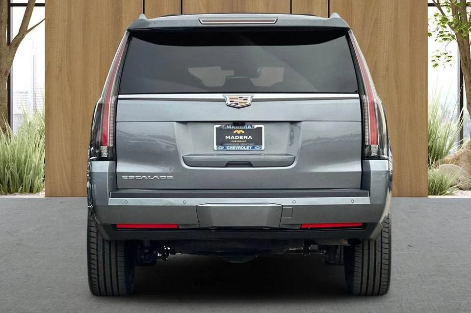 2020 Cadillac Escalade 4th Gen - Image 4 of 16