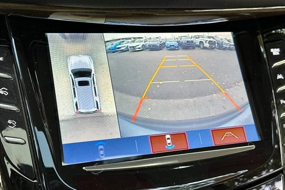 2020 Cadillac Escalade 4th Gen - Image 13 of 16