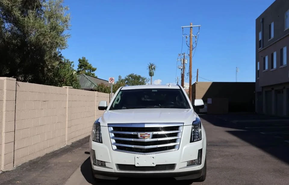 2020 Cadillac Escalade 4th Gen - Image 2 of 7