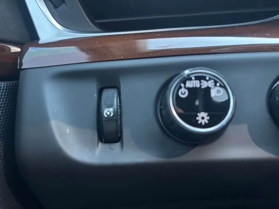 2020 Cadillac Escalade 4th Gen - Image 11 of 14