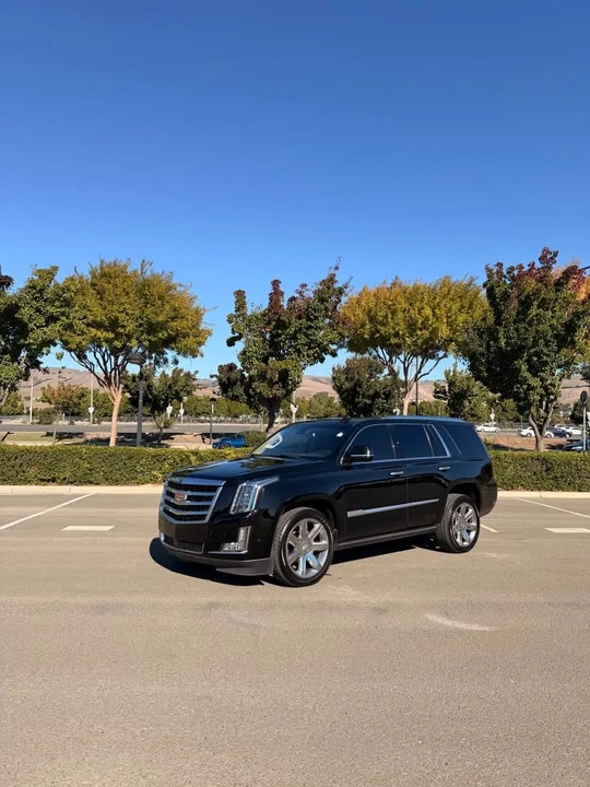 2020 Cadillac Escalade 4th Gen - Image 3 of 13