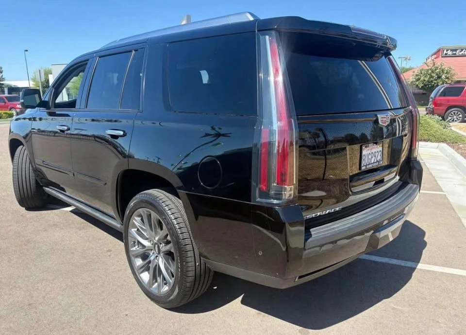 2020 Cadillac Escalade 4th Gen - Image 3 of 5