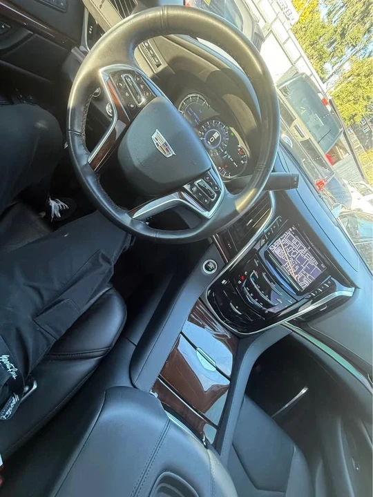 2020 Cadillac Escalade 4th Gen - Image 2 of 5