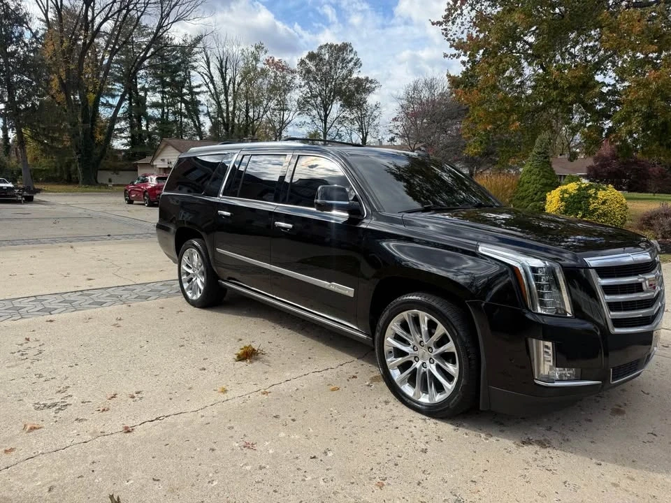 2020 Cadillac Escalade 4th Gen - Image 4 of 11