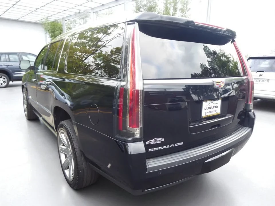 2020 Cadillac Escalade 4th Gen - Image 9 of 20