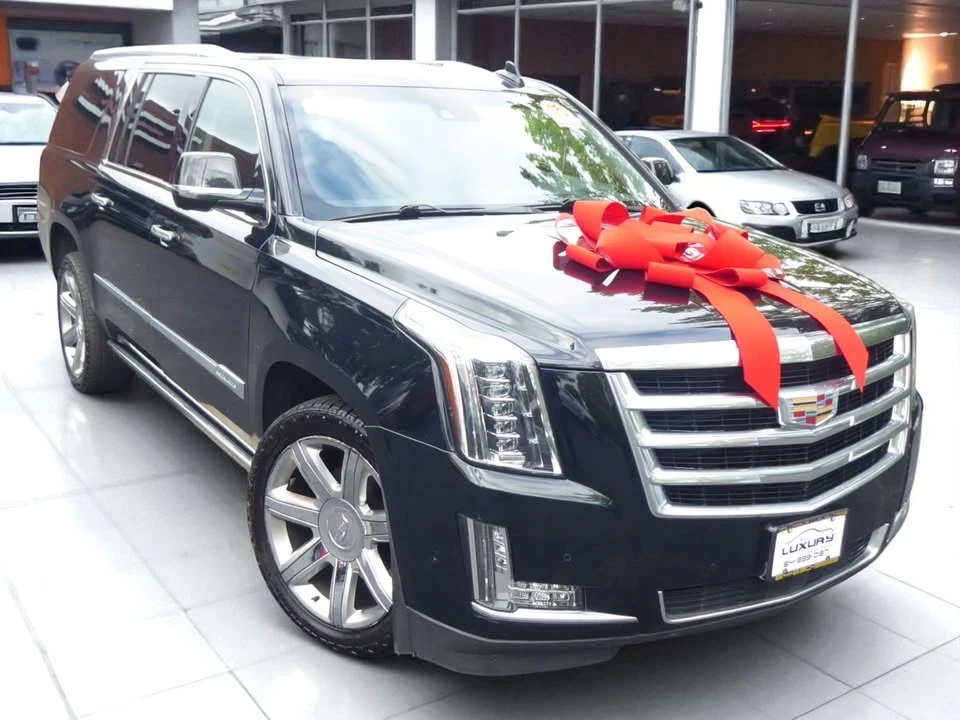 2020 Cadillac Escalade 4th Gen - Image 2 of 20