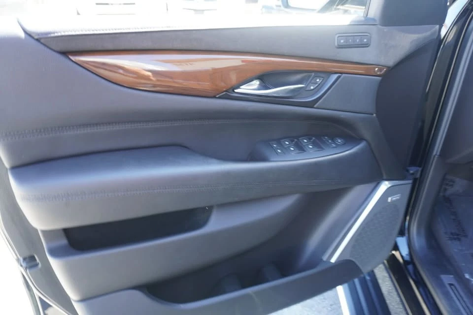 2020 Cadillac Escalade 4th Gen - Image 11 of 20