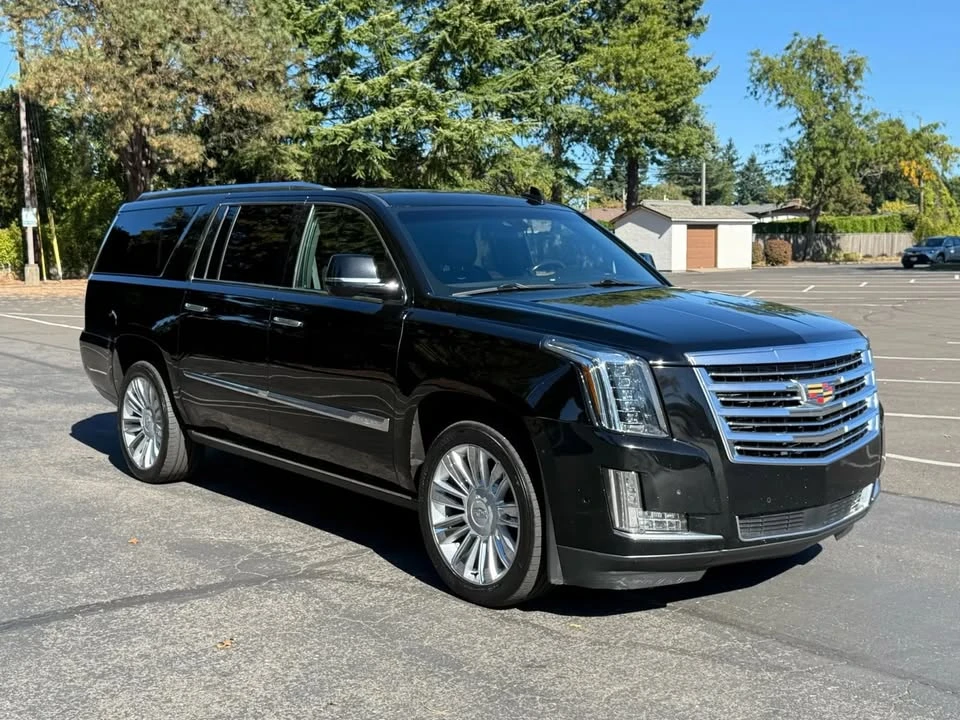 2020 Cadillac Escalade 4th Gen - Image 8 of 19