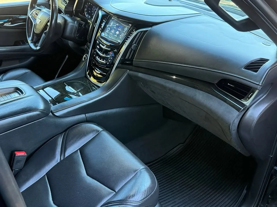 2020 Cadillac Escalade 4th Gen - Image 13 of 19