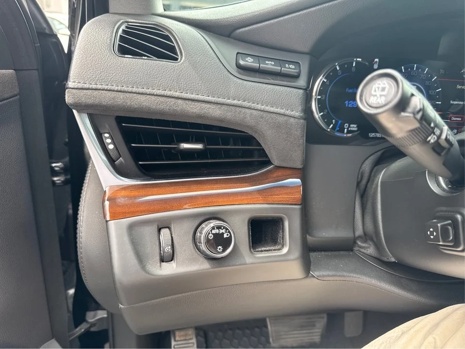 2020 Cadillac Escalade 4th Gen - Image 17 of 20