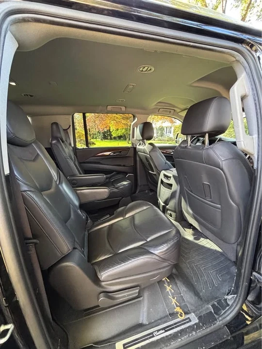 2020 Cadillac Escalade 4th Gen - Image 5 of 10
