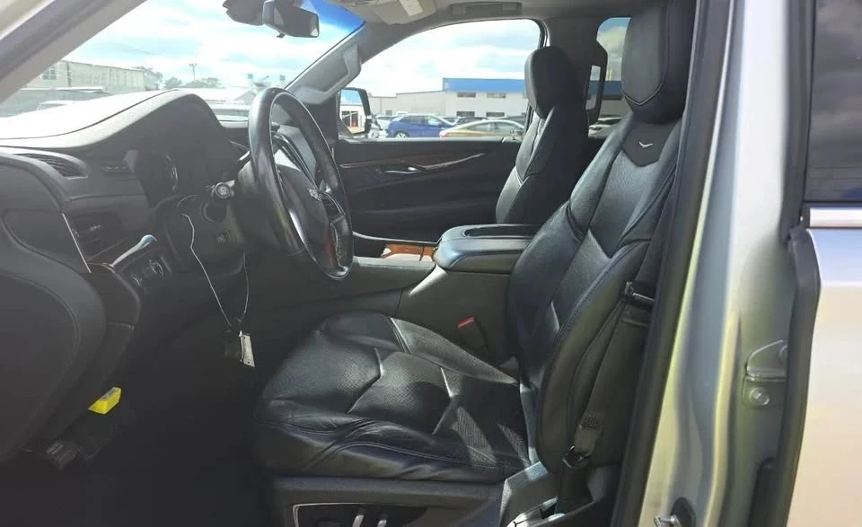2020 Cadillac Escalade 4th Gen - Image 9 of 20