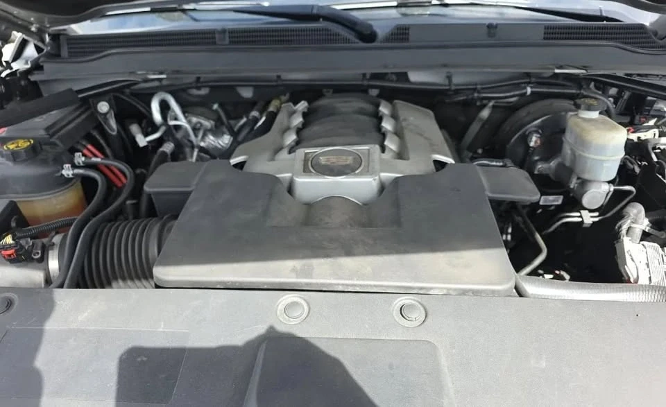 2020 Cadillac Escalade 4th Gen - Image 18 of 20