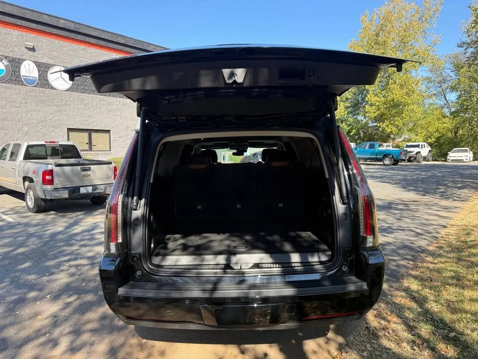 2020 Cadillac Escalade 4th Gen - Image 19 of 19