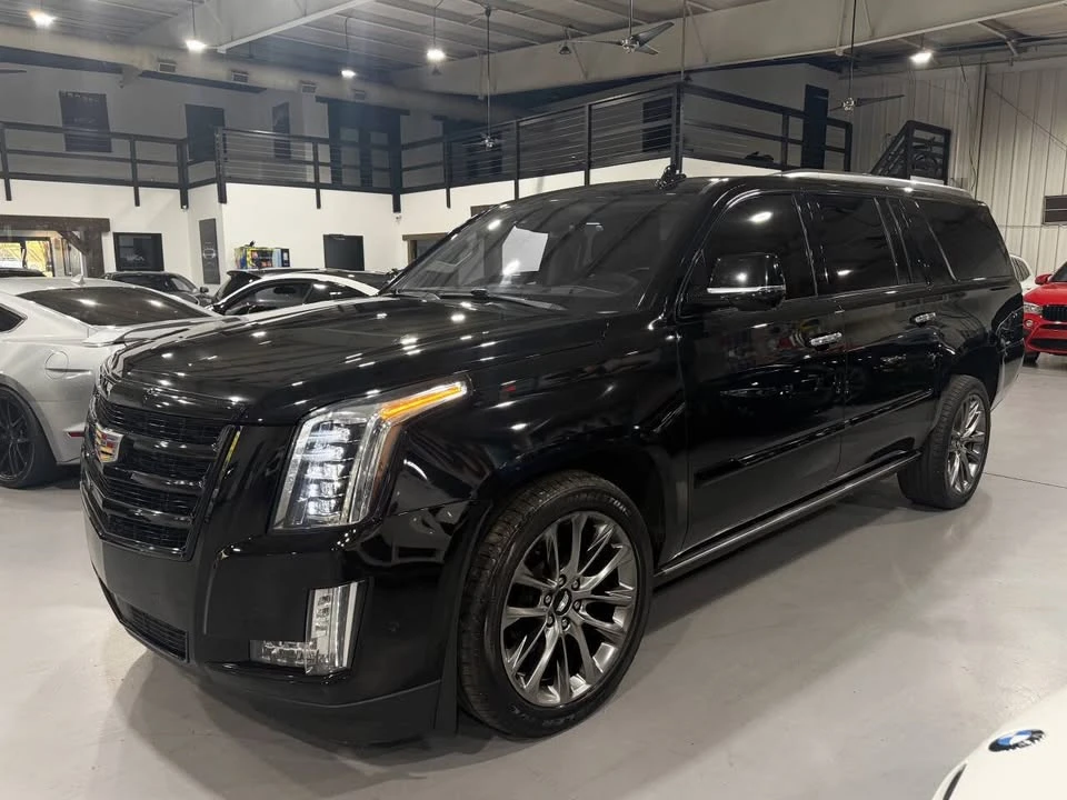 2020 Cadillac Escalade 4th Gen - Image 3 of 19