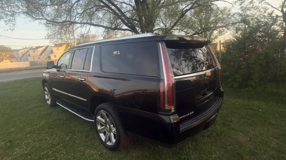 2020 Cadillac Escalade 4th Gen - Image 3 of 19