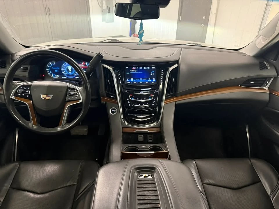 2020 Cadillac Escalade 4th Gen - Image 16 of 20