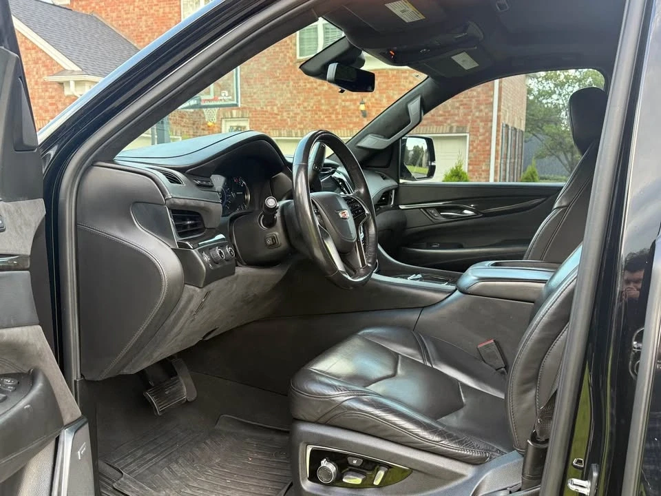 2020 Cadillac Escalade 4th Gen - Image 10 of 15