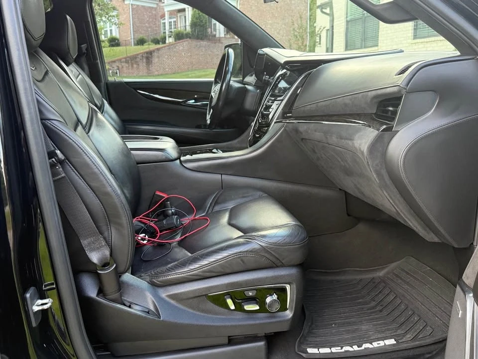 2020 Cadillac Escalade 4th Gen - Image 14 of 15