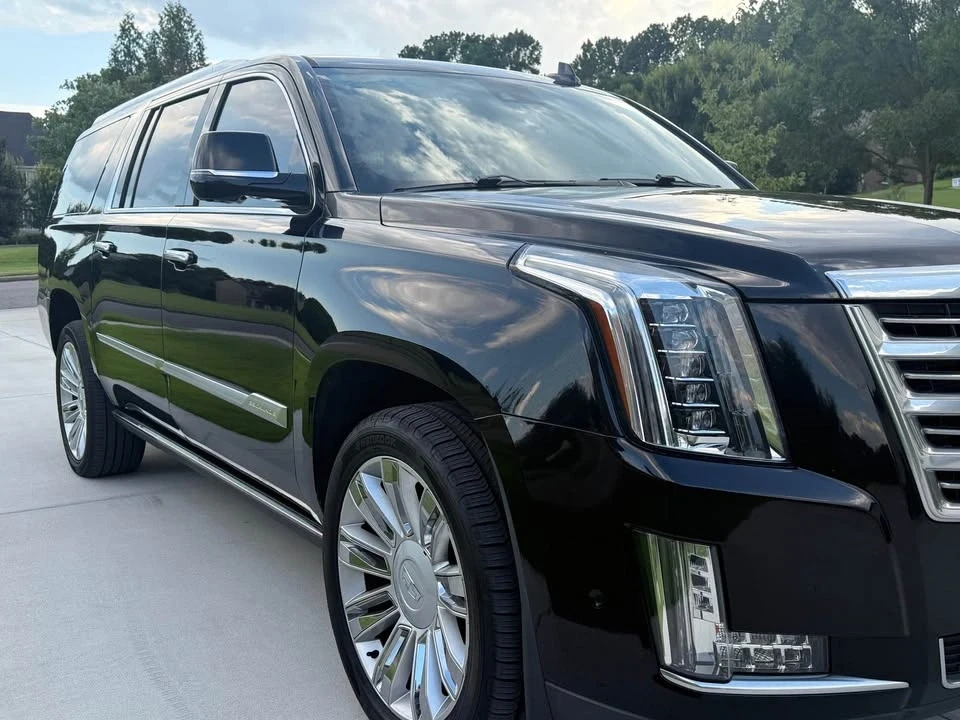 2020 Cadillac Escalade 4th Gen - Image 8 of 15