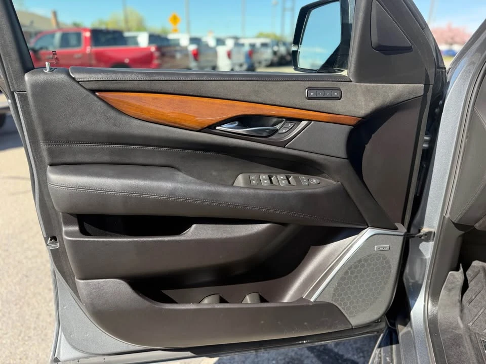 2020 Cadillac Escalade 4th Gen - Image 9 of 14