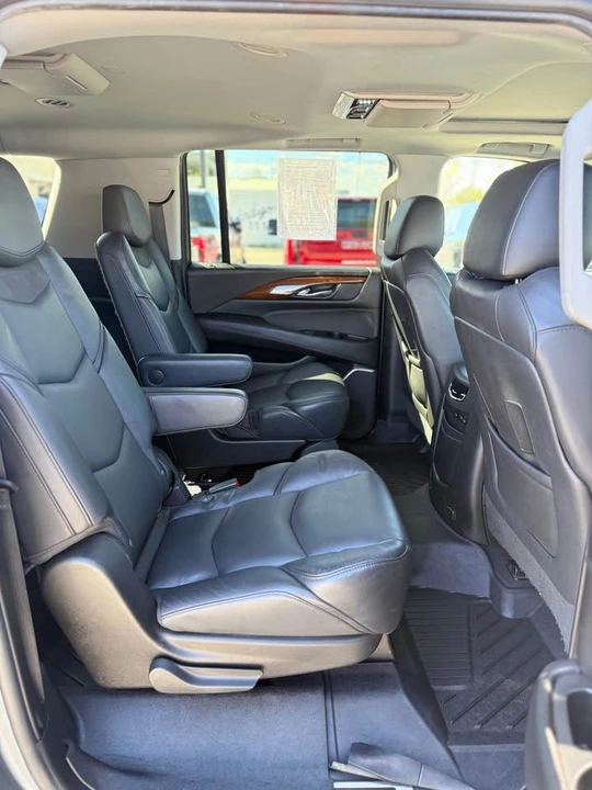 2020 Cadillac Escalade 4th Gen - Image 11 of 14