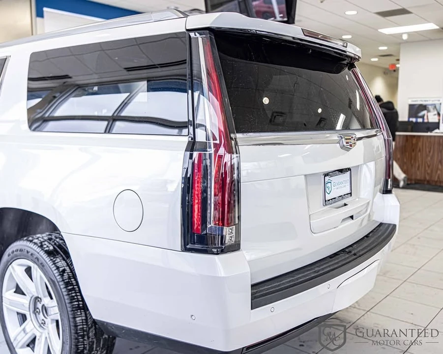 2020 Cadillac Escalade 4th Gen - Image 14 of 20