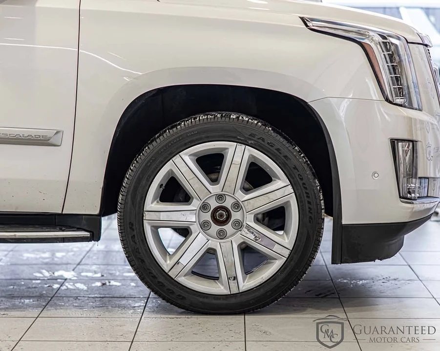 2020 Cadillac Escalade 4th Gen - Image 10 of 20