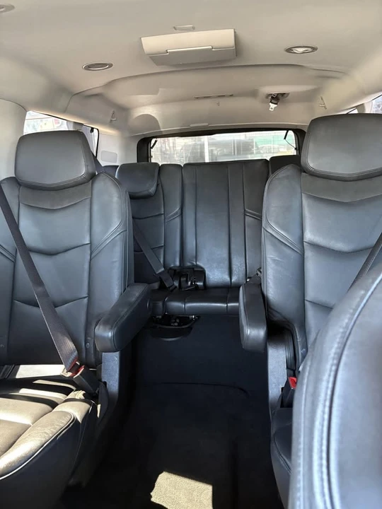 2020 Cadillac Escalade 4th Gen - Image 18 of 20