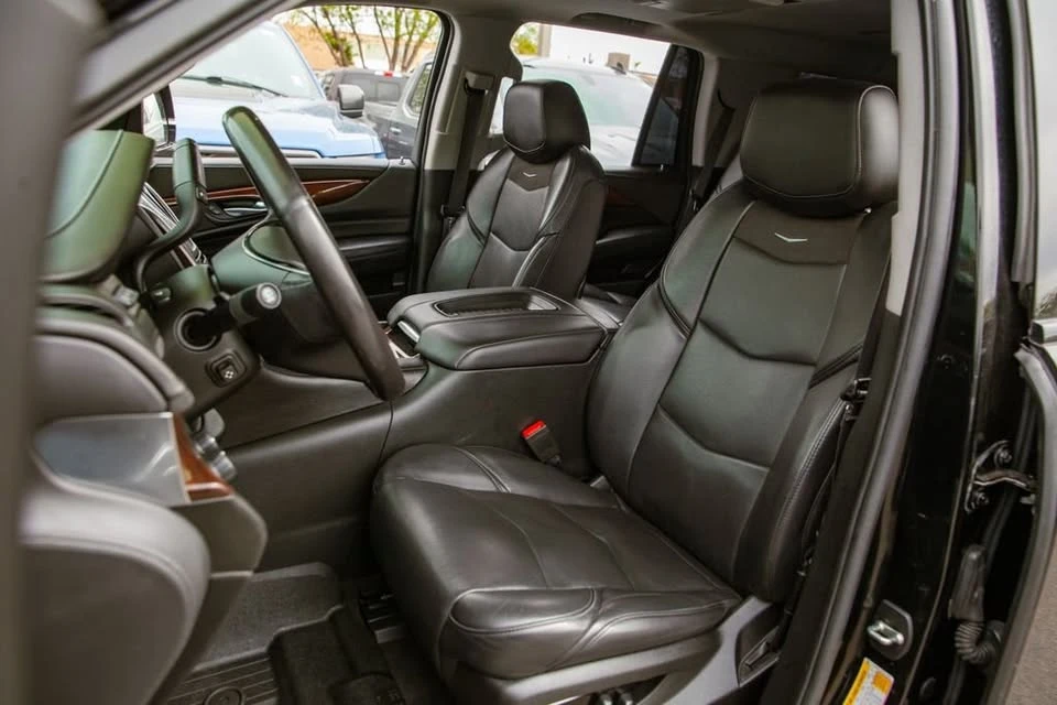 2020 Cadillac Escalade 4th Gen - Image 11 of 18