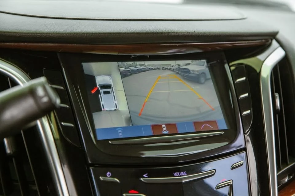 2020 Cadillac Escalade 4th Gen - Image 13 of 18