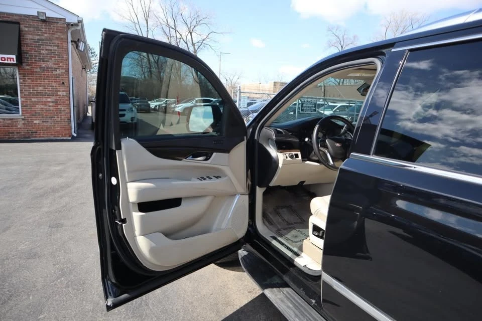 2020 Cadillac Escalade 4th Gen - Image 20 of 20