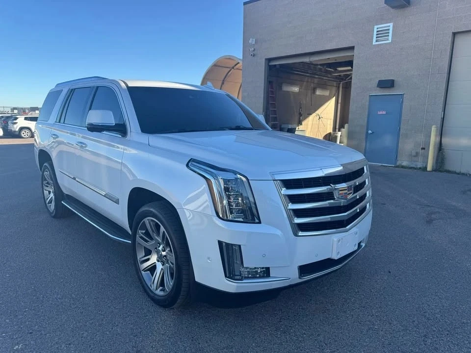 2020 Cadillac Escalade 4th Gen - Image 2 of 11