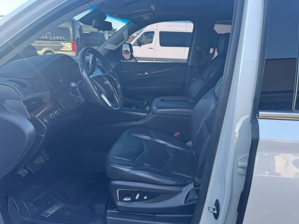 2020 Cadillac Escalade 4th Gen - Image 9 of 11