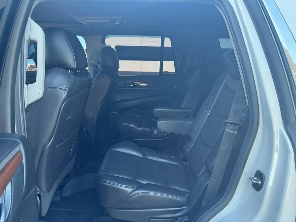 2020 Cadillac Escalade 4th Gen - Image 10 of 11