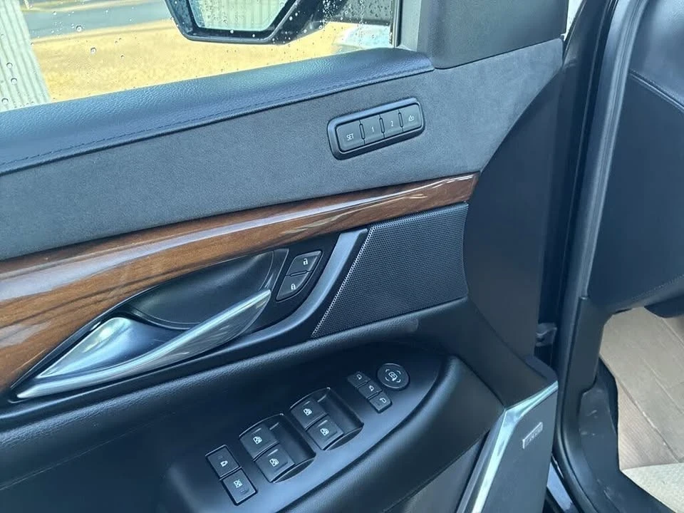 2020 Cadillac Escalade 4th Gen - Image 9 of 14