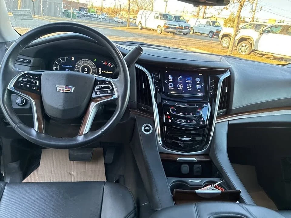 2020 Cadillac Escalade 4th Gen - Image 8 of 14