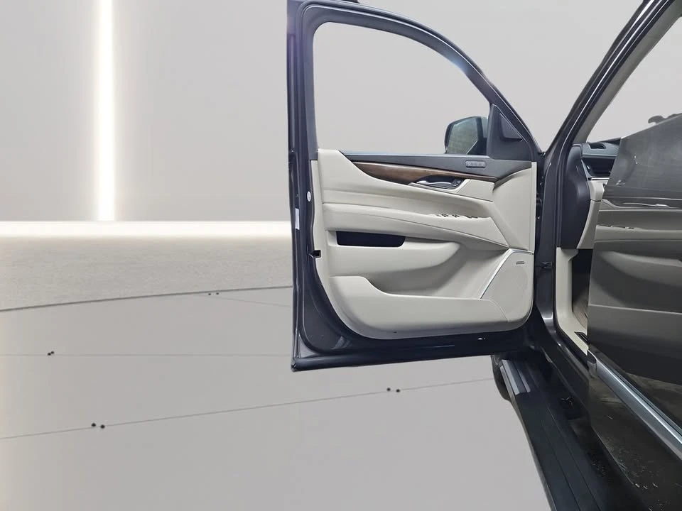2020 Cadillac Escalade 4th Gen - Image 18 of 20