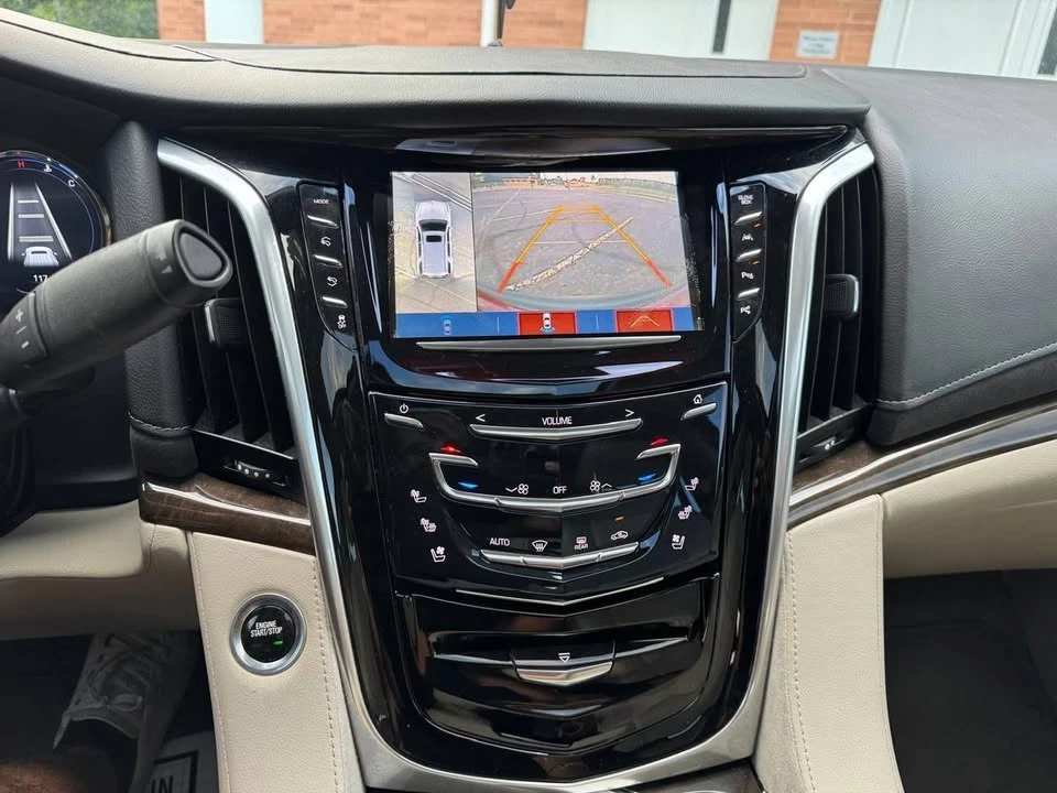 2020 Cadillac Escalade 4th Gen - Image 16 of 20